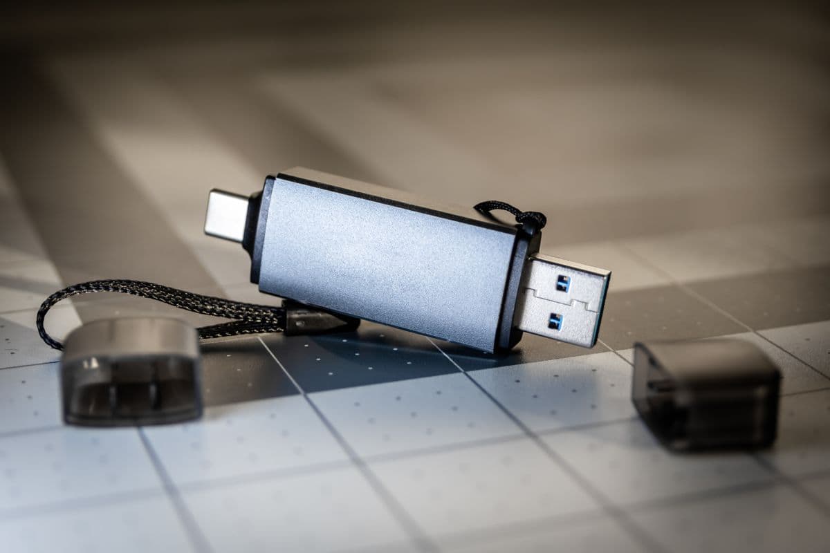 Clé USB SanDisk Ultra Dual Drive Luxe 128 Go
