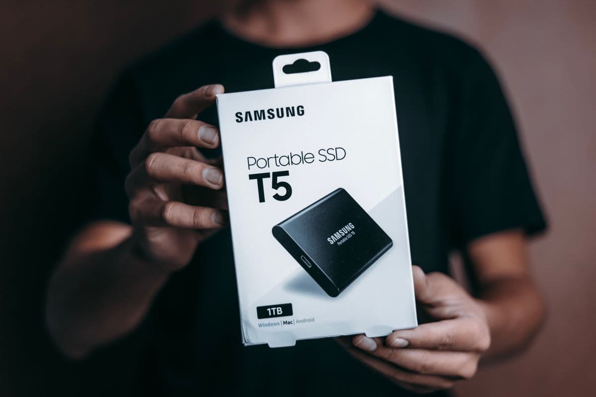 SSD portable Samsung T7 Shield 1 To
