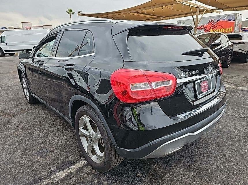 Mercedes-Benz GLA 250 — vue 2