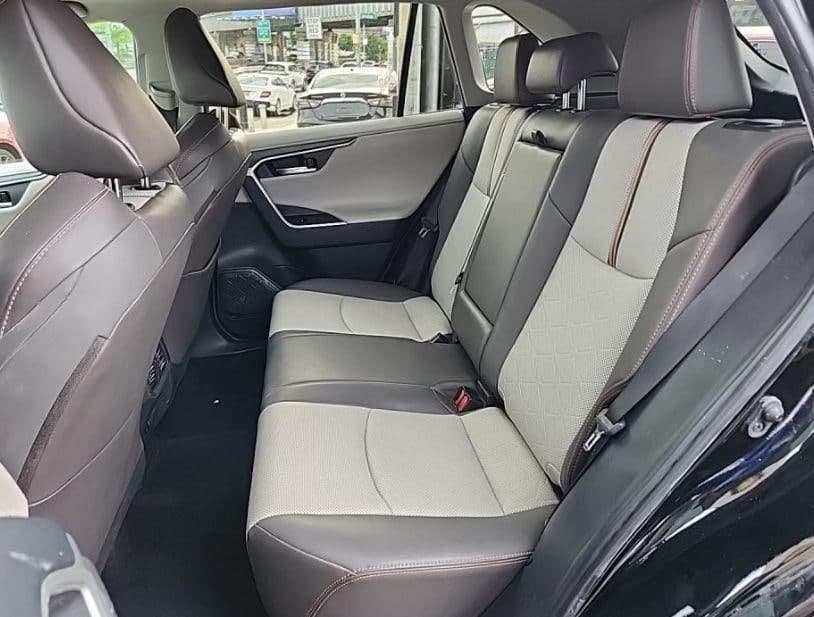 Toyota RAV4 Adventure — vue 6