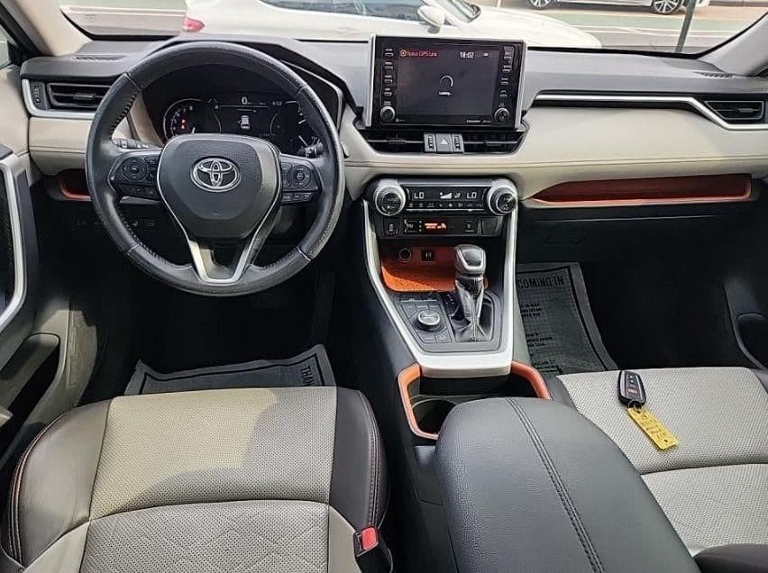 Toyota RAV4 Adventure — vue 5